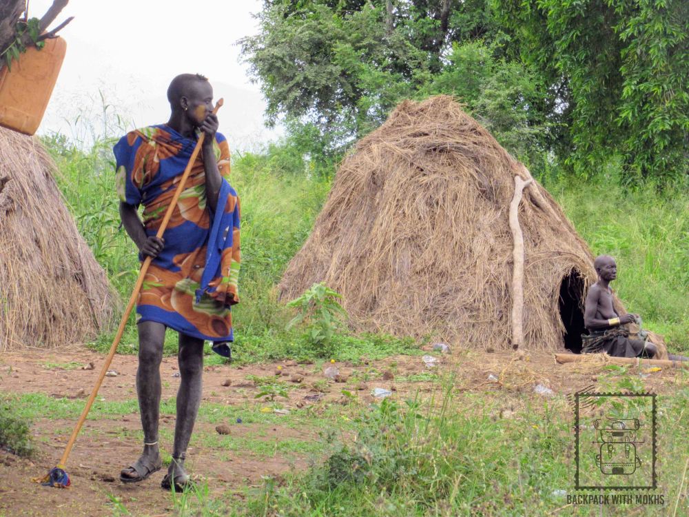 Mursi house made of straw