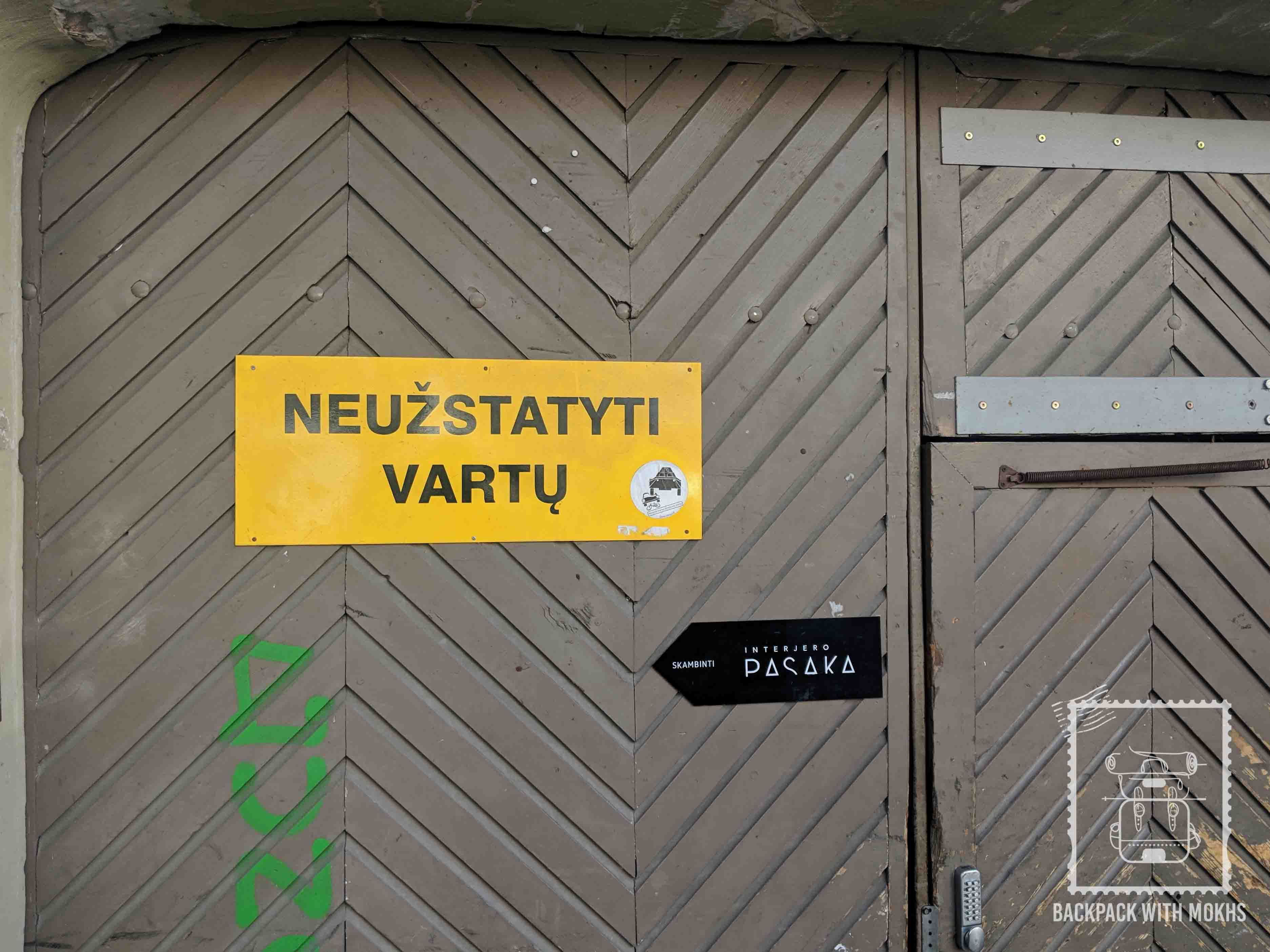 Warning signs in Lithuania